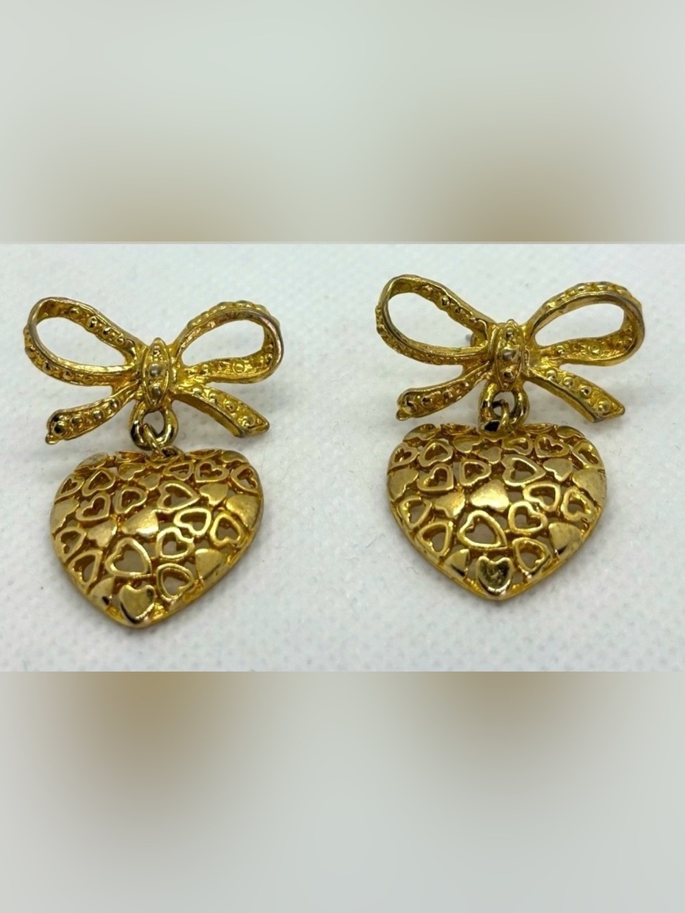 HEART WITH BOW EARRINGS***